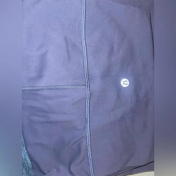 Thunder blu lululemon leggings size 4 - Picture 4 of 4